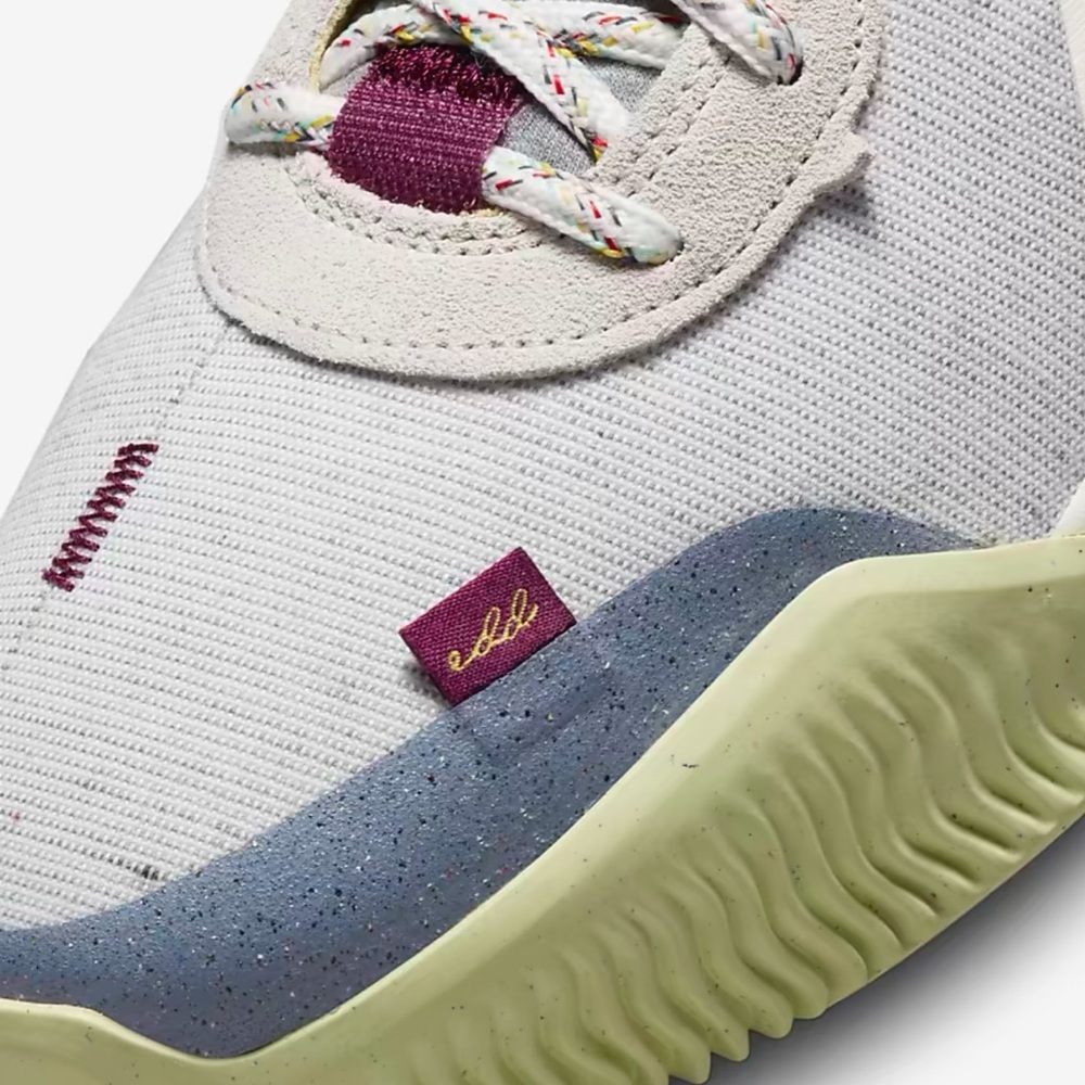 Nike WMNS 2023 Air Deldon 'Deldon Designs'
Air Deldon 1 sneakers athletic shoes - Picture 14 of 16